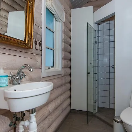 Ryle Holiday House Mesinge